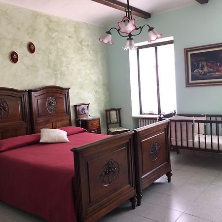 Casa Dei Ciliegi Castell'Alfero Villa Exteriör bild
