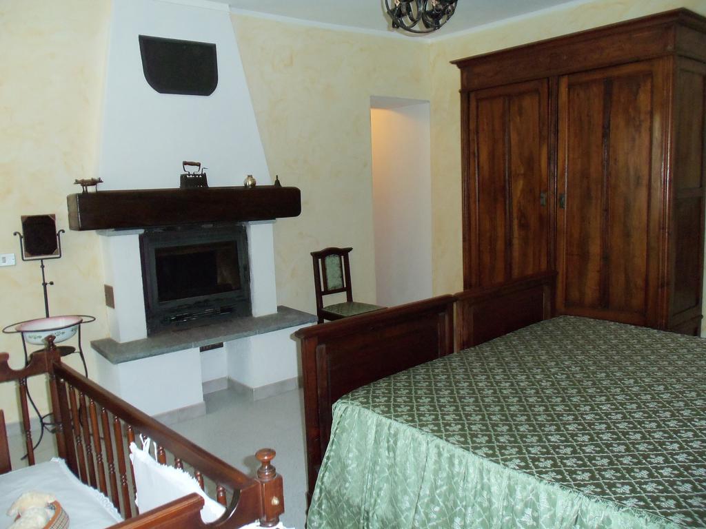 Casa Dei Ciliegi Castell'Alfero Villa Rum bild