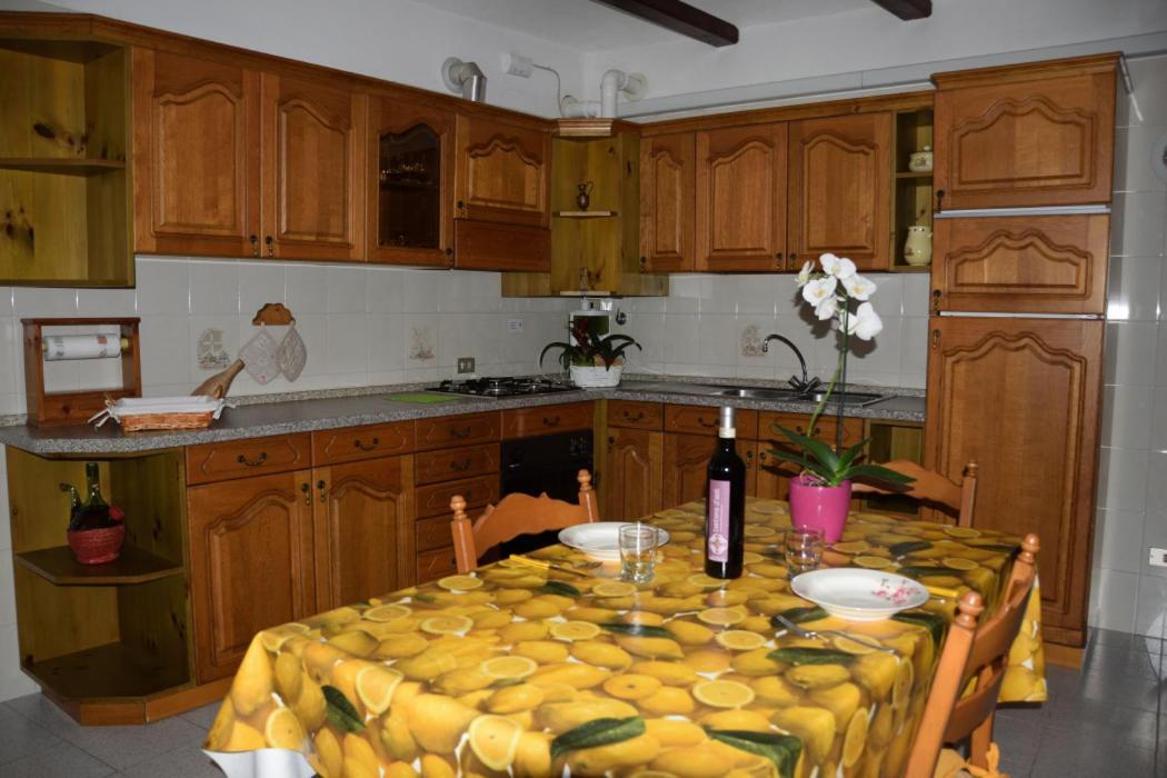 Casa Dei Ciliegi Castell'Alfero Villa Exteriör bild